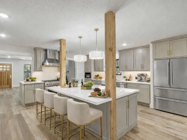 707 N Main St, Dayton, TX 77535