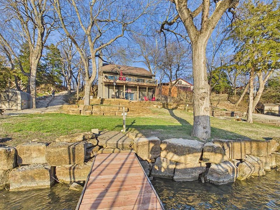 1st image of 792 195th St