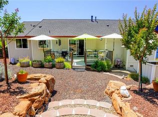 18920 Stonegate Rd, Hidden Valley Lake, CA 95467