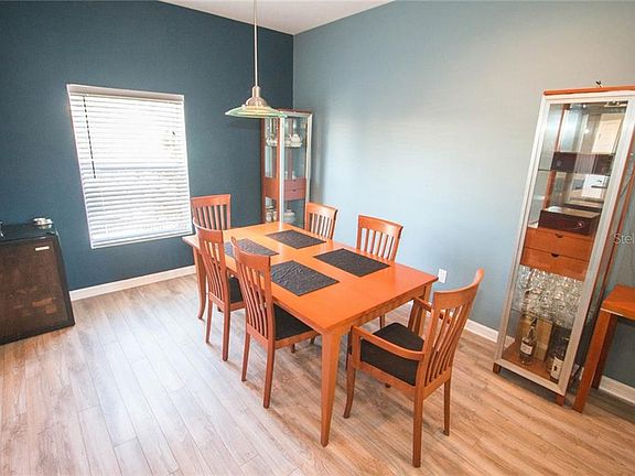 5th image of 3631 W Everette Ave