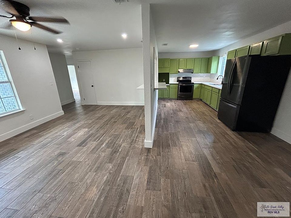 1st image of 415 Madrid Ct