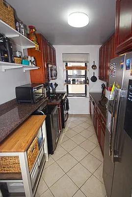 Sold by Real Direct | media 19