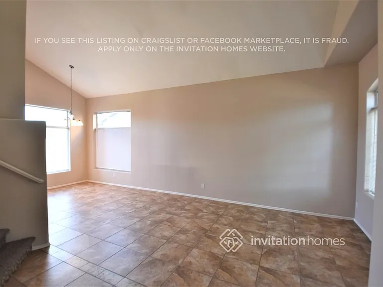 3219 W Maldonado Rd — Photo 3