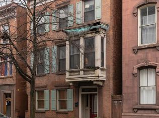 89 4th St, Troy, NY 12180