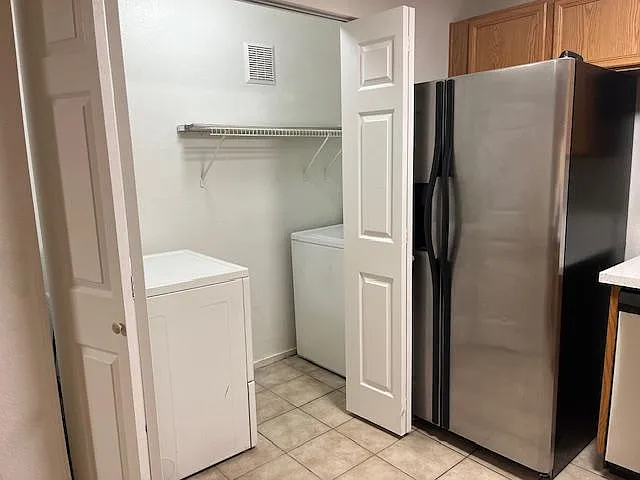 4711 Stanley Ave #103 — Photo 7