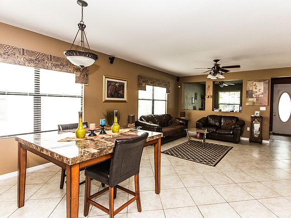 2nd image of 641 Loxley Ct