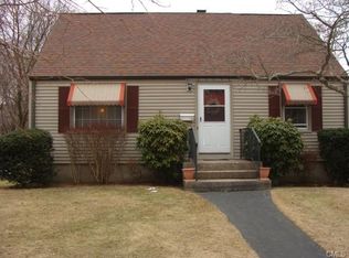 10 Youngstown Rd, Fairfield, CT 06824