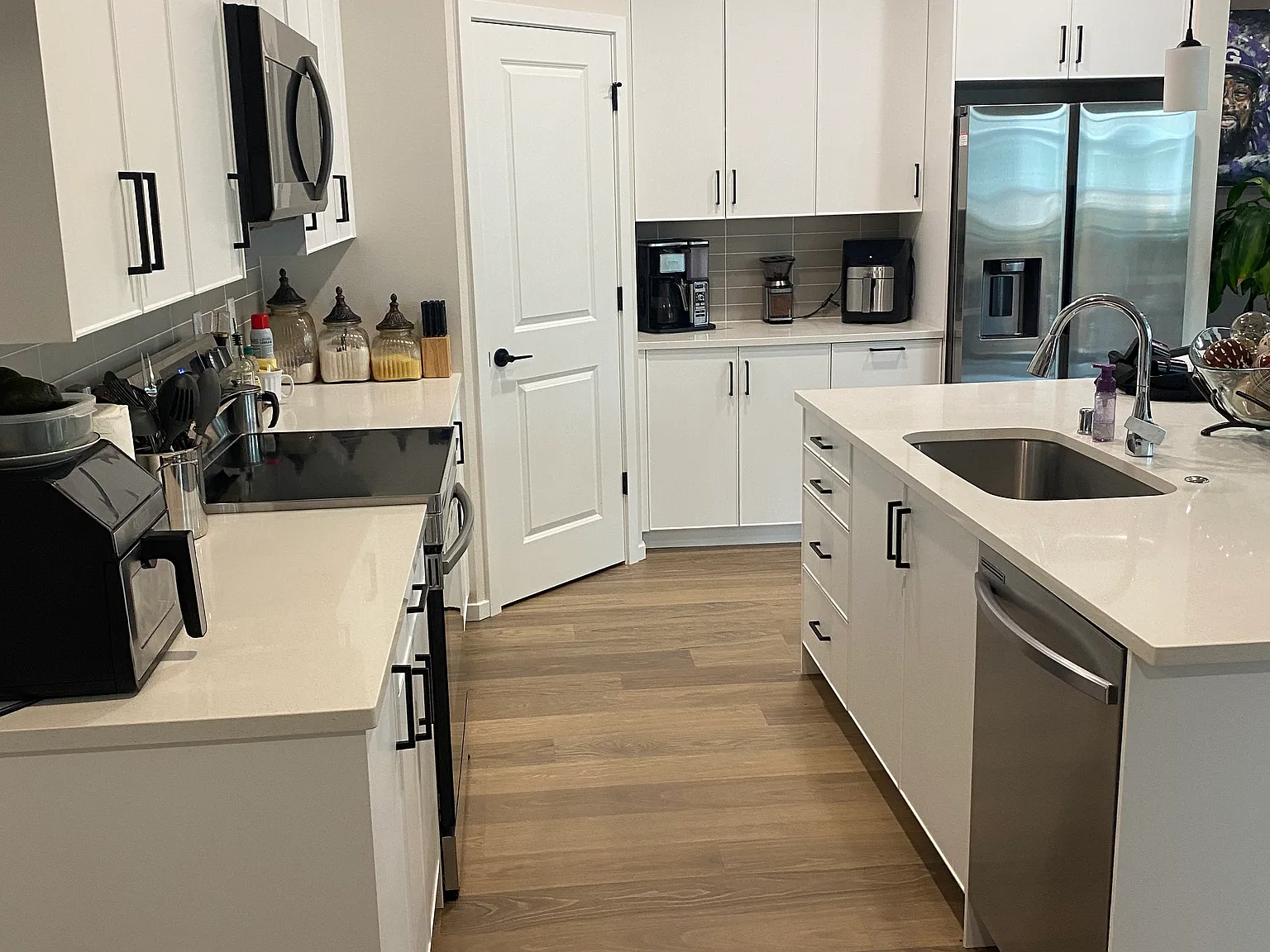 4 bed, 1916 sqft, $1,400 — Photo 2