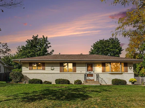 219 104th Ln NW, Coon Rapids, MN 55448