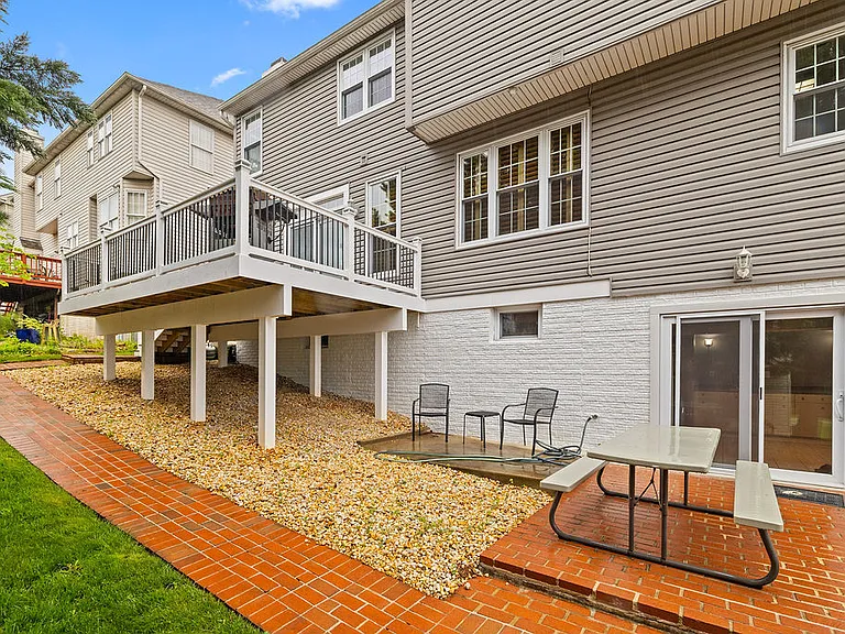 5714 Silk Tree Dr — Photo 43