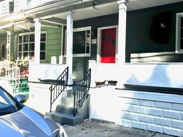 17 E Water St, Mount Carmel, PA 17851