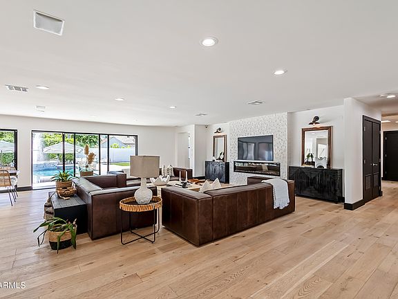4th image of 6125 E LAFAYETTE Boulevard