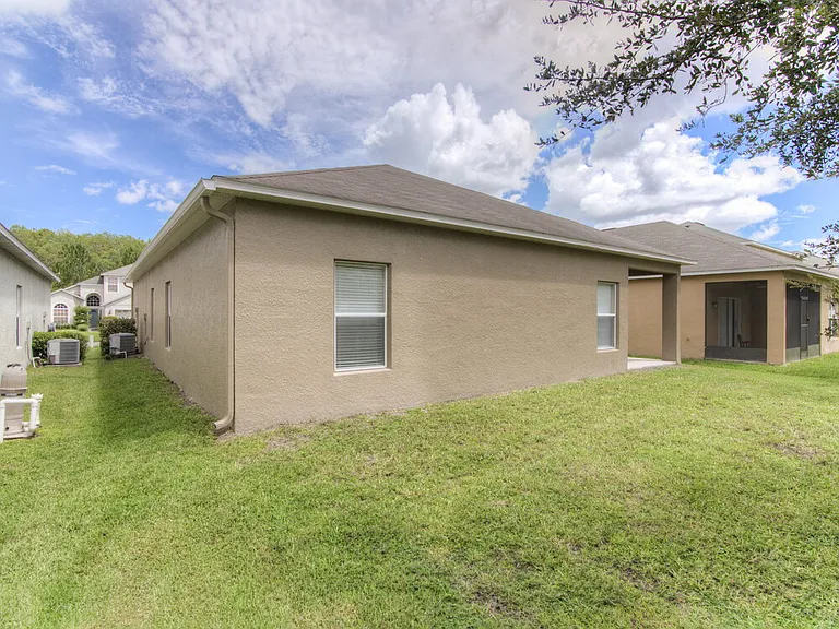 14122 Sapphire Bay Cir — Photo 17
