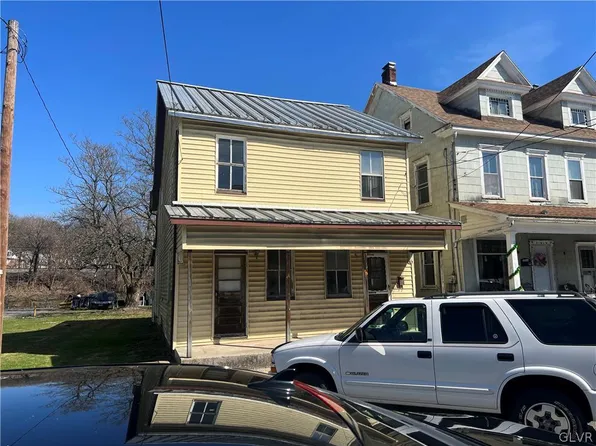 211-213 White St, Weissport, PA 18235