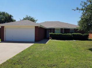 2215 89th St, Lubbock, TX 79423