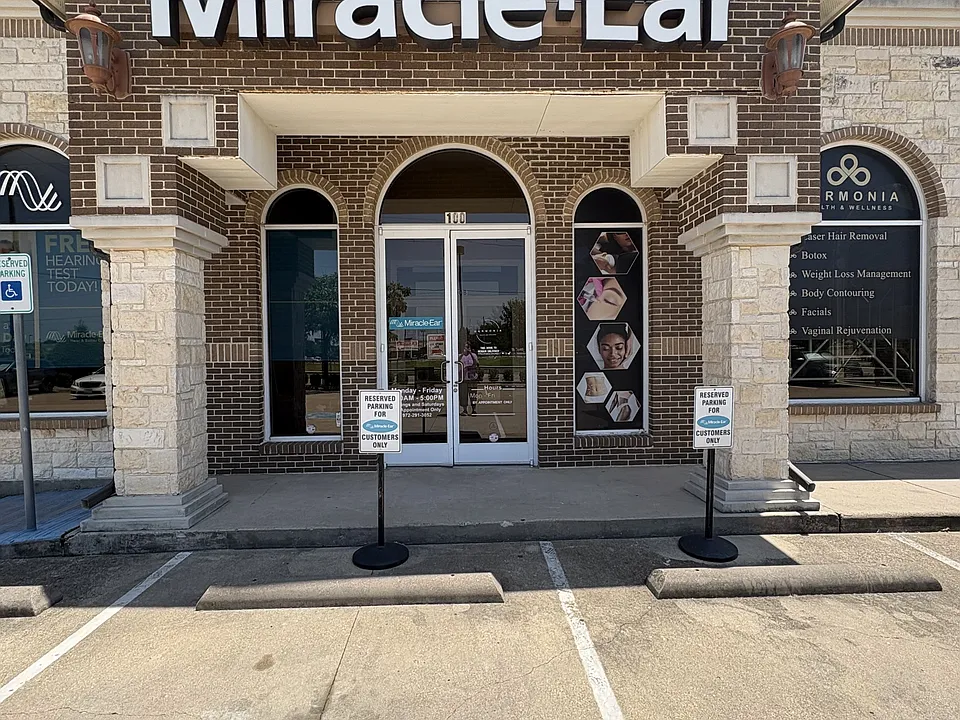 818 N Highway 67 #100A
