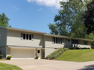 708 Ridge Rd S, Preston, MN 55965