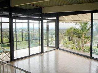 1334 Chautauqua Blvd, Pacific Palisades, CA 90272