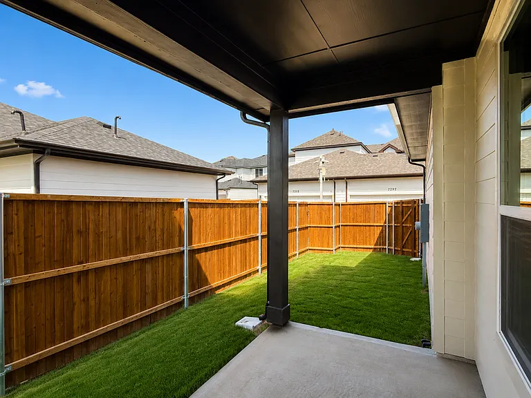7183 Lathrop Ln — Photo 17