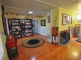 2525 NE 22nd St, Renton, WA 98056