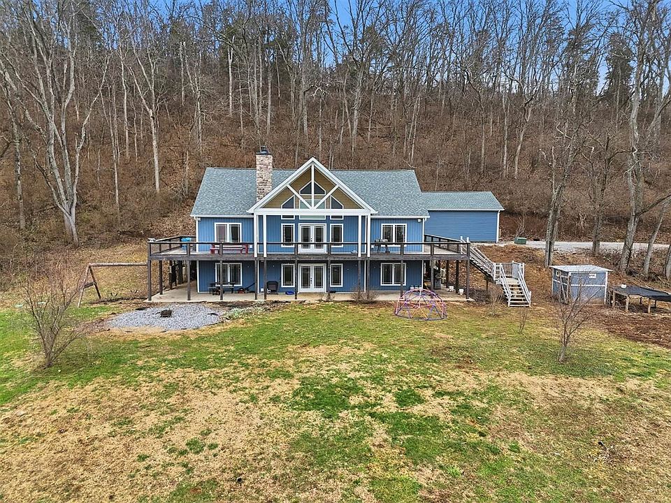 1st image of 251 Holt Ln