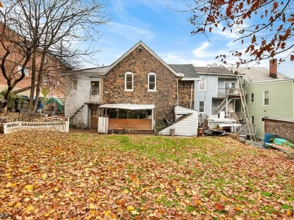 107 Haledon Ave #2, Paterson City, NJ 07522