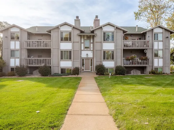 8385 Pontiac Lake Rd APT 14, White Lake, MI 48386