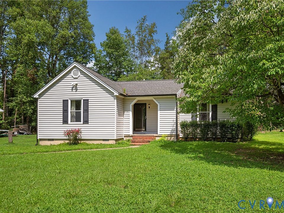1st image of 215 Hamilton Dr