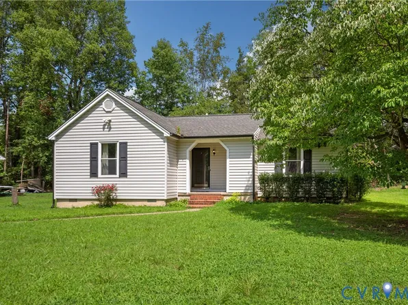 215 Hamilton Dr, Ruther Glen, VA 22546