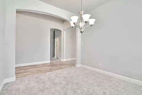2417 Griffith Park Dr — Photo 9