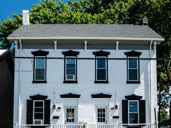 832 Columbia Ave, Sinking Spring, PA 19608