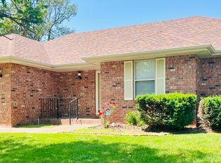1103 S Mahogany Rd, Nixa, MO 65714