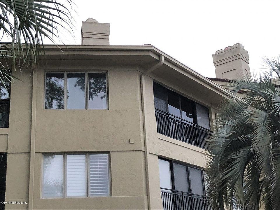 1st image of 2099 Winterbourne St E #307
