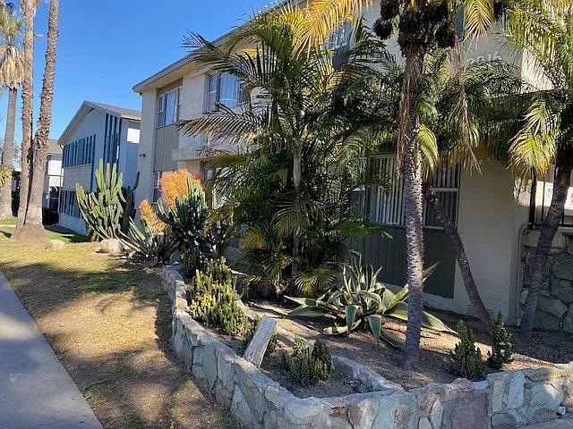 3916 Stevely Ave. (BV Port, LLC) — Photo 9