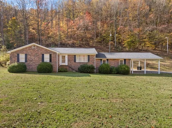 40 Physicians Dr, Hindman, KY 41822