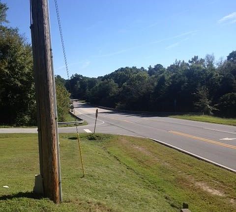 3rd image of 1911 Highway 20 NE