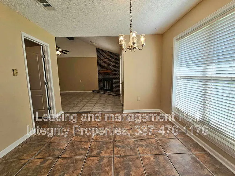 7441 Quorum Dr — Photo 10