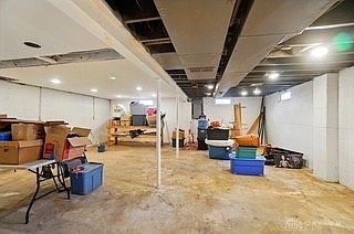 4th image of 8004 Manning Rd