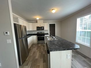 152 Apollo Ave #152, Flushing, MI 48433