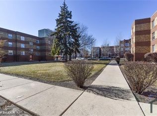 6207 S Indiana Ave #1G, Chicago, IL 60637