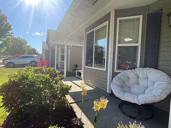5th image of 7212 33rd Avenue NE