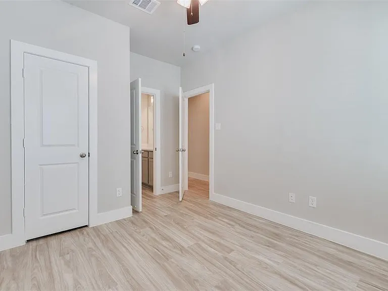 7705 Rainbow Close Ln — Photo 16