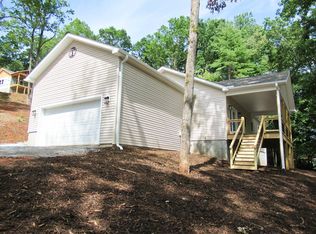 51 Caledonia Dr, Franklin, NC 28734