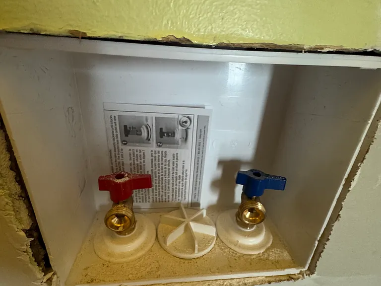 washer and dryer hook ups