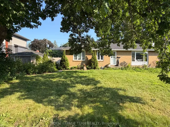 84 Starwood Rd, Ottawa, ON K2G 1Z5