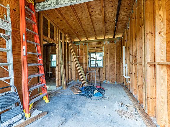 2nd image of 4867 LOS RIOS STREET