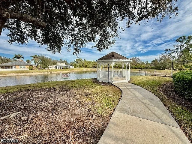2339 Felicity Pl — Photo 44