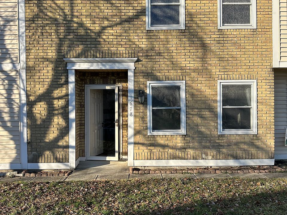 1st image of 1678 Park Row Dr