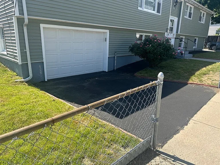 35 Nelson Ave #1 — Photo 4