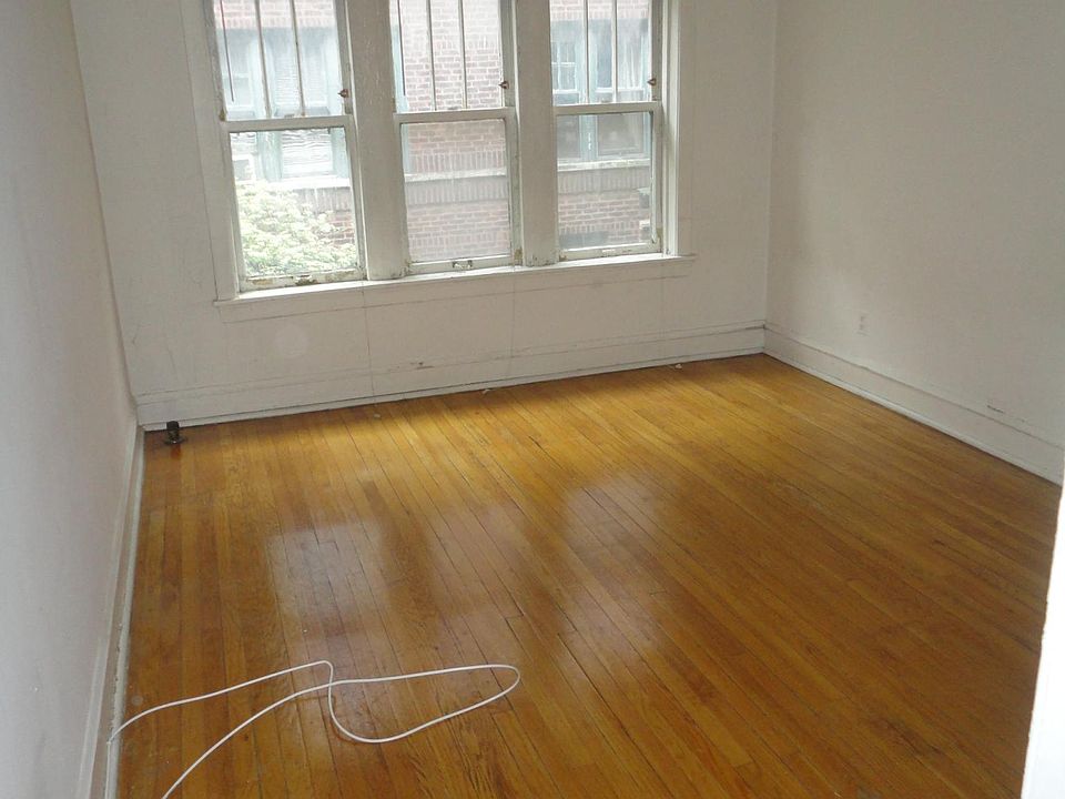 1st image of 638 W Arlington Pl APT 51
